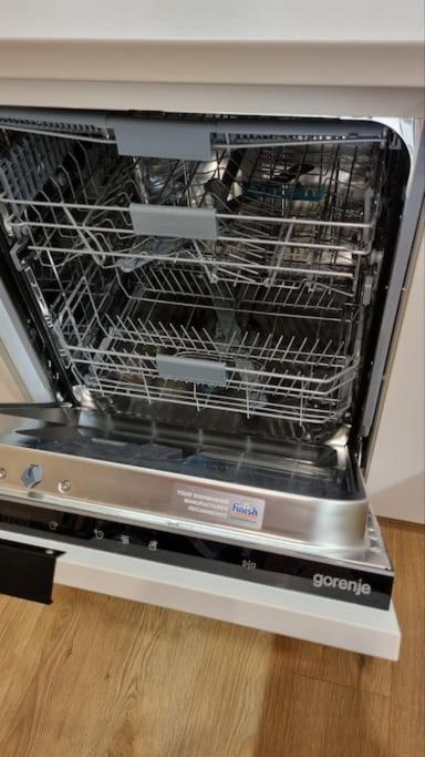 M&M2 Apartment Near Center With Free Parking - Ac كَشّا المظهر الخارجي الصورة